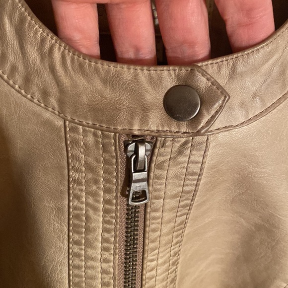 Sebby Tan Faux Leather Jacket Size XXL - Picture 8 of 11